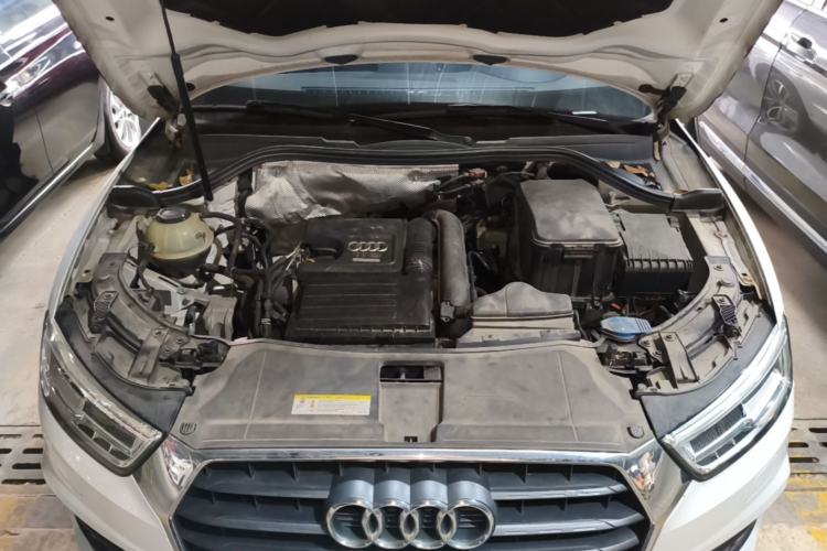 Used Audi Q3 2018 30th Anniversary Edition 30 TFSI Fashion Model Engine Bay