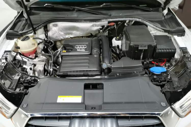 Used Audi Q3 2018 30th Anniversary Edition 30 TFSI Fashion Model Engine Bay