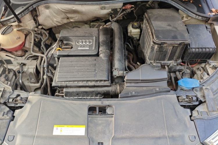 Used Audi Q3 2018 30th Anniversary Edition 30 TFSI Fashion Model Engine Bay