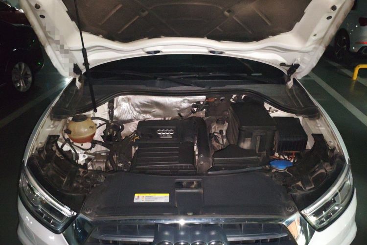 Used Audi Q3 2018 30th Anniversary Edition 30 TFSI Fashion Model Engine Bay