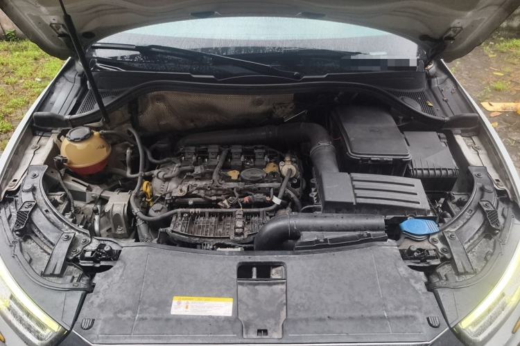 Used Audi Q3 2018 35 TFSI Fashion Edition Collector's Model Engine Bay