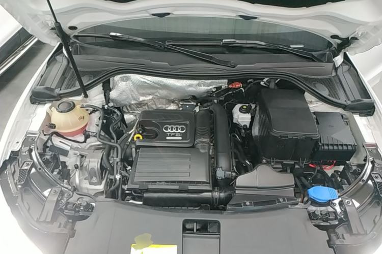 Used Audi Q3 2018 30th Anniversary Edition 30 TFSI Fashion Model Engine Bay