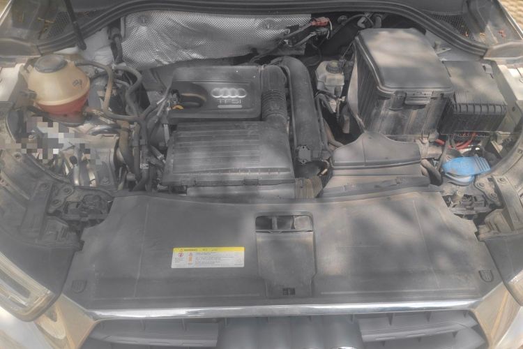 Used Audi Q3 2018 30th Anniversary Edition 30 TFSI Fashion Model Engine Bay