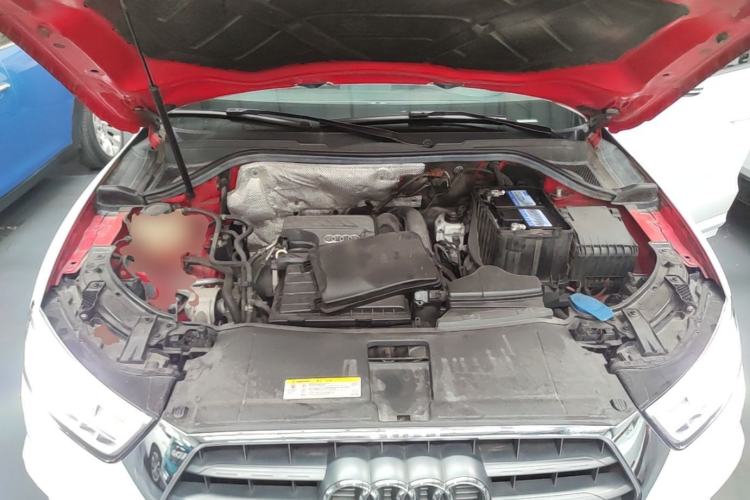 Used Audi Q3 2018 30th Anniversary Edition 30 TFSI Fashion Model Engine Bay