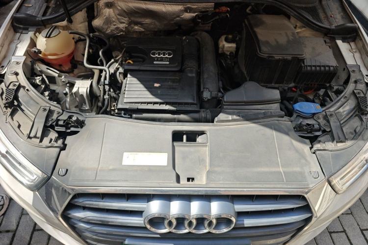 Used Audi Q3 2018 30th Anniversary Edition 30 TFSI Fashion Model Engine Bay