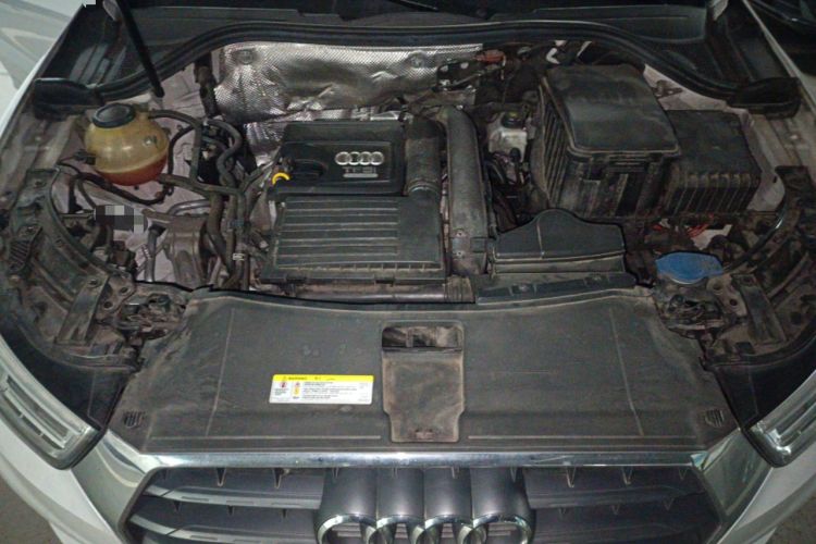 Used Audi Q3 2018 30th Anniversary Edition 30 TFSI Fashion Model Engine Bay