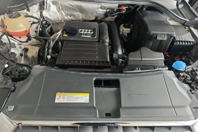 Used Audi Q3 2018 30th Anniversary Edition 30 TFSI Fashion Model Engine Bay