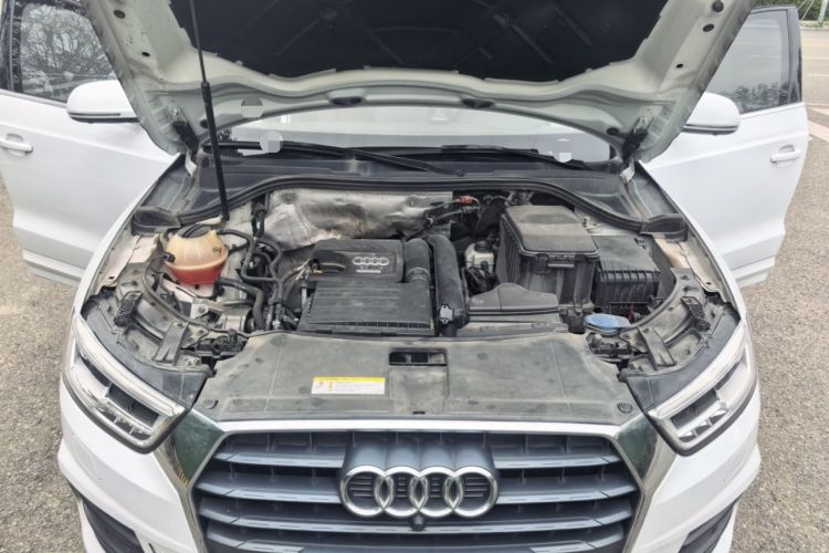 Used Audi Q3 2018 30th Anniversary Edition 30 TFSI Fashion Model Engine Bay