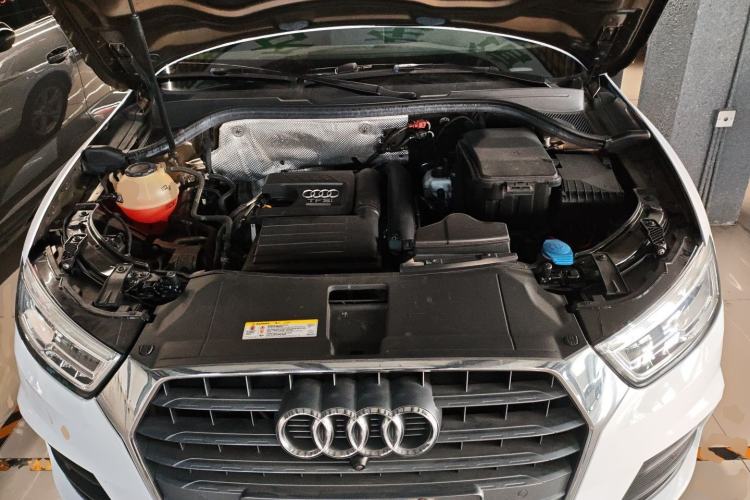 Used Audi Q3 2018 30th Anniversary Edition 30 TFSI Fashion Model Engine Bay