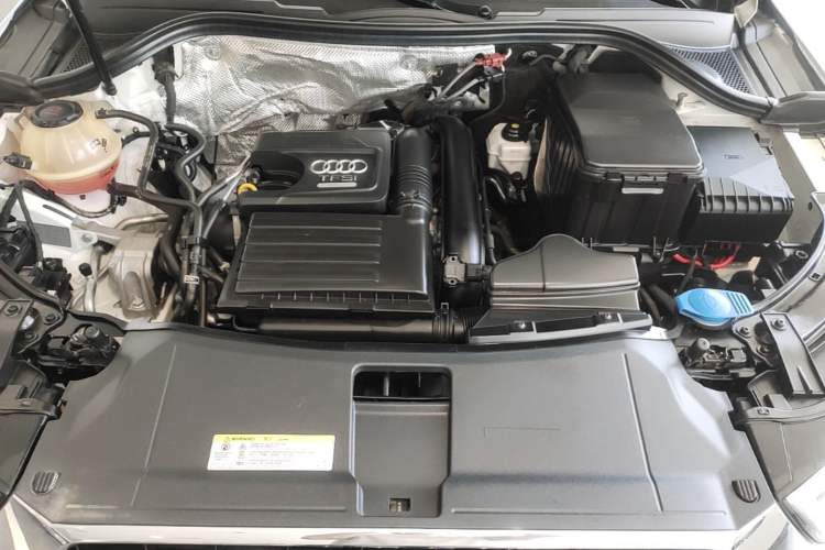 Used Audi Q3 2018 30th Anniversary Edition 30 TFSI Fashion Model Engine Bay