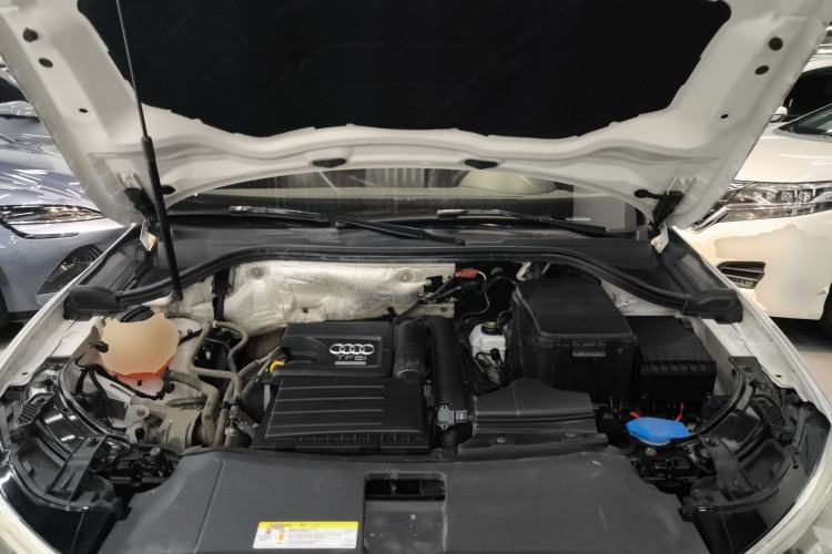 Used Audi Q3 2018 30th Anniversary Edition 30 TFSI Fashion Model Engine Bay
