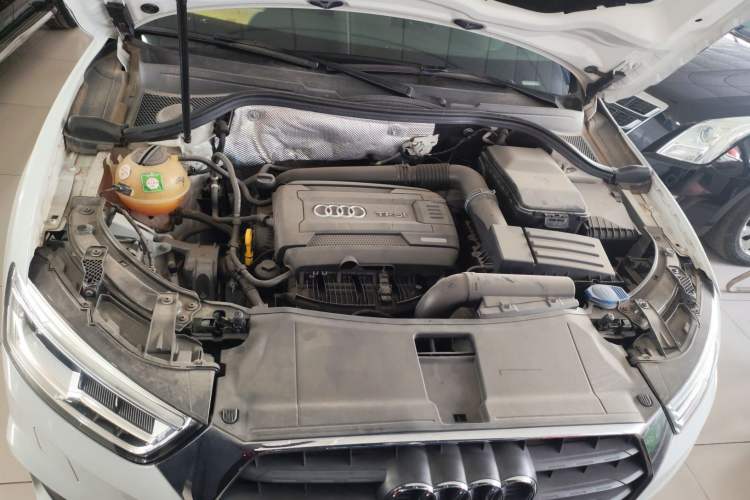 Used Audi Q3 2018 30th Anniversary Edition 35 TFSI Fashion Model Engine Bay