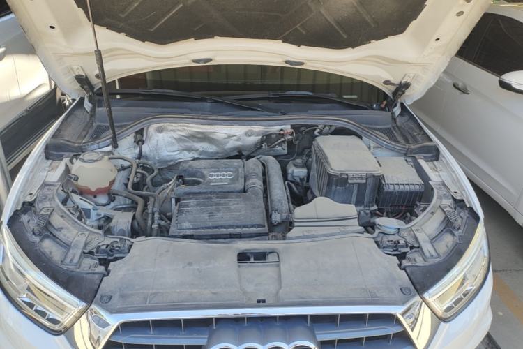 Used Audi Q3 2018 30th Anniversary Edition 30 TFSI Fashion Model Engine Bay