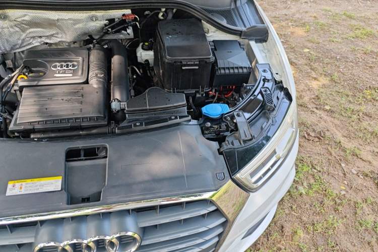 Used Audi Q3 2018 30th Anniversary Edition 30 TFSI Fashion Model Engine Bay Left