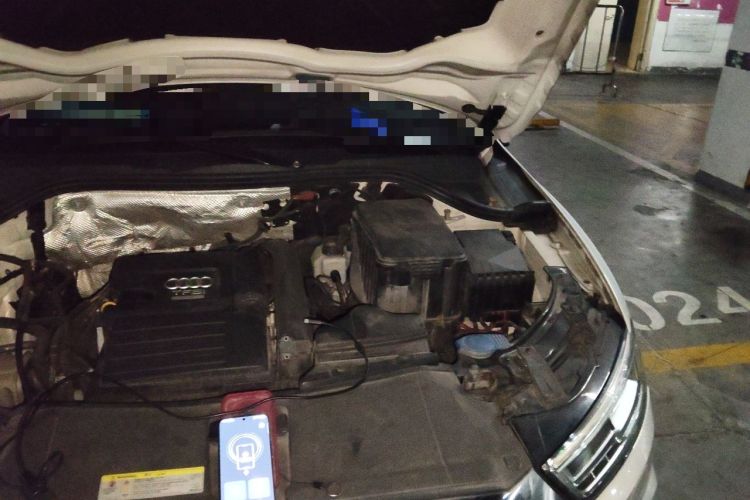 Used Audi Q3 2018 30th Anniversary Edition 30 TFSI Fashion Model Engine Bay Left