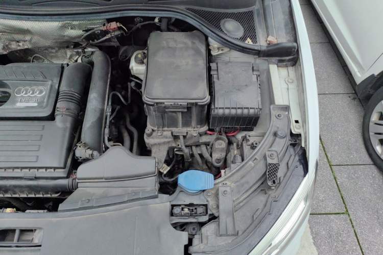 Used Audi Q3 2018 30 TFSI Fashion Edition Collector's Version Engine Bay Left