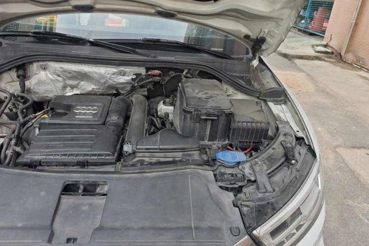 Used Audi Q3 2018 30th Anniversary Edition 30 TFSI Fashion Model Engine Bay Left