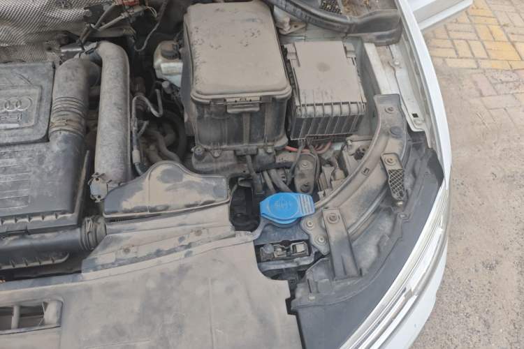 Used Audi Q3 2018 30th Anniversary Edition 30 TFSI Fashion Model Engine Bay Left