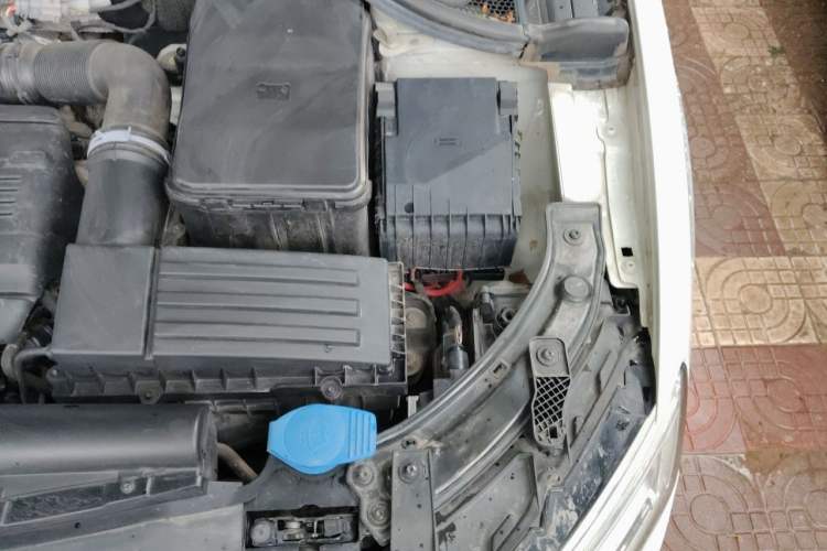 Used Audi Q3 2018 30th Anniversary Edition 35 TFSI Sport Model Engine Bay Left