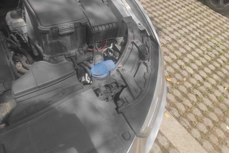 Used Audi Q3 2018 30th Anniversary Edition 30 TFSI Fashion Model Engine Bay Left