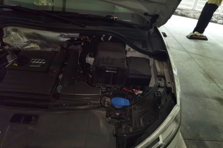 Used Audi Q3 2018 30 TFSI Fashion Edition Collector's Version Engine Bay Left