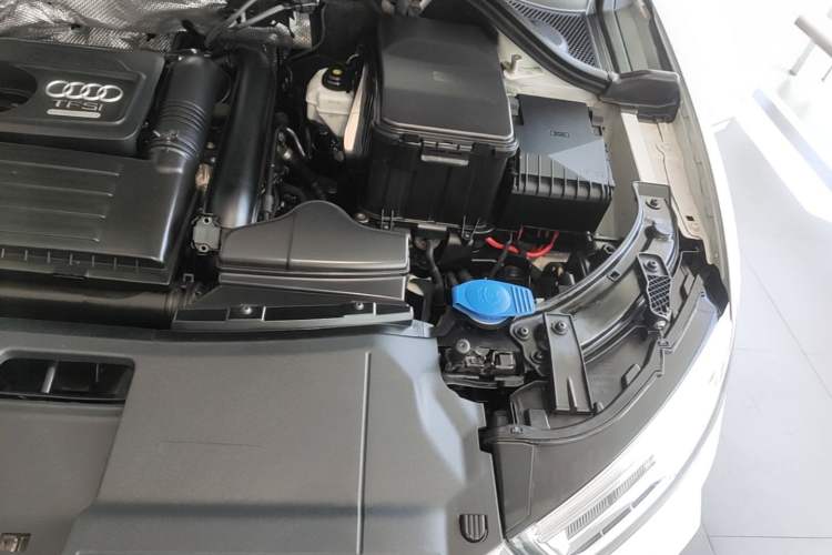 Used Audi Q3 2018 30th Anniversary Edition 30 TFSI Fashion Model Engine Bay Left
