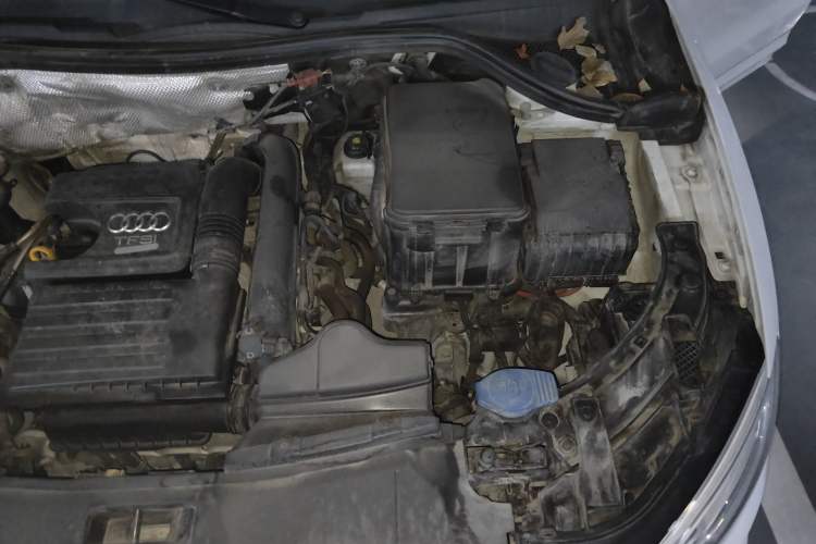 Used Audi Q3 2018 30th Anniversary Edition 30 TFSI Fashion Model Engine Bay Left