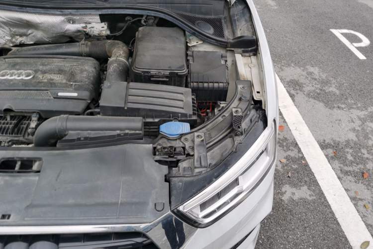 Used Audi Q3 2018 30th Anniversary Edition 35 TFSI Sport Model Engine Bay Left