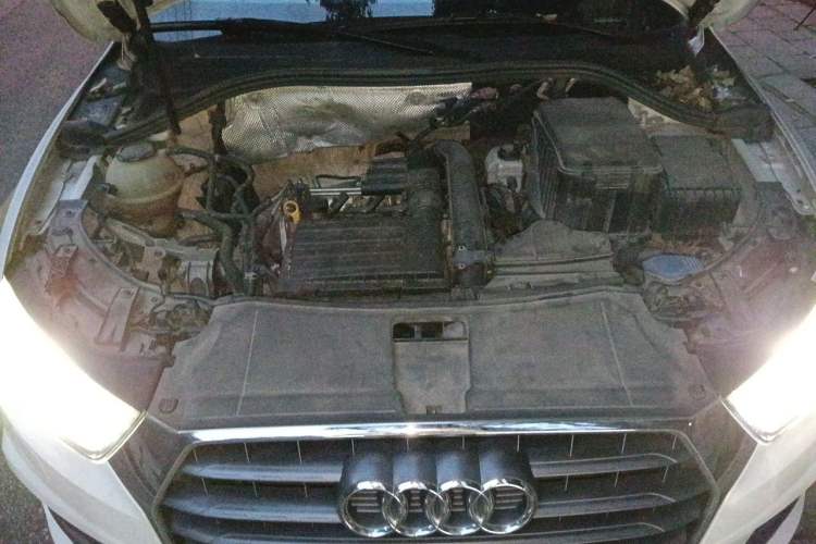 Used Audi Q3 2018 30th Anniversary Edition 30 TFSI Fashion Model Engine Bay