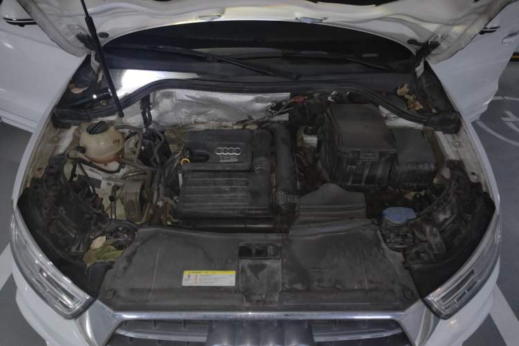 Used Audi Q3 2018 30th Anniversary Edition 30 TFSI Fashion Model Engine Bay