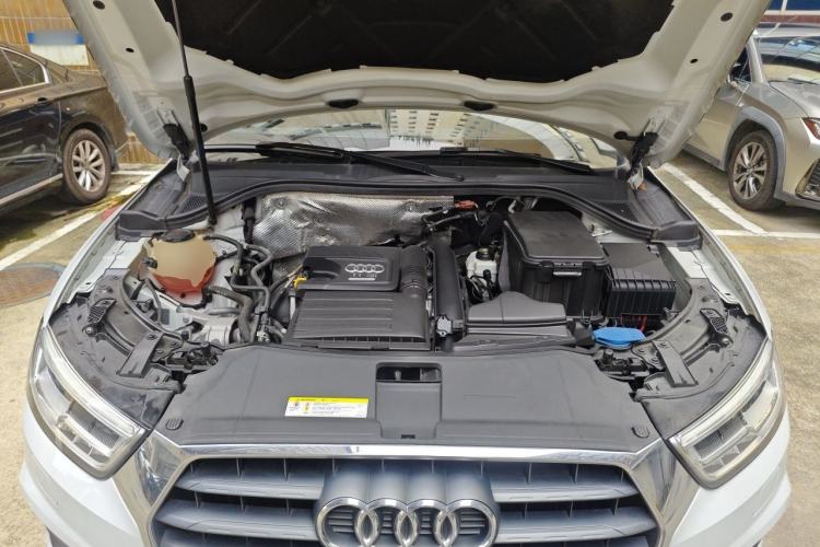 Used Audi Q3 2018 30th Anniversary Edition 30 TFSI Fashion Model Engine Bay