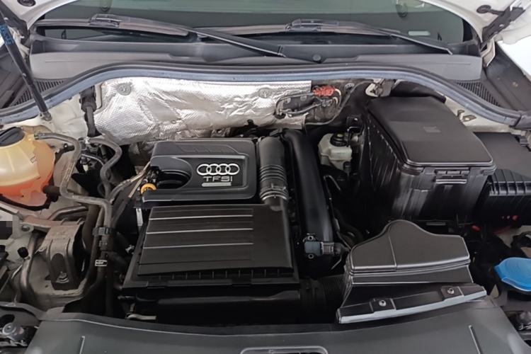 Used Audi Q3 2018 30th Anniversary Edition 30 TFSI Fashion Model Engine Bay
