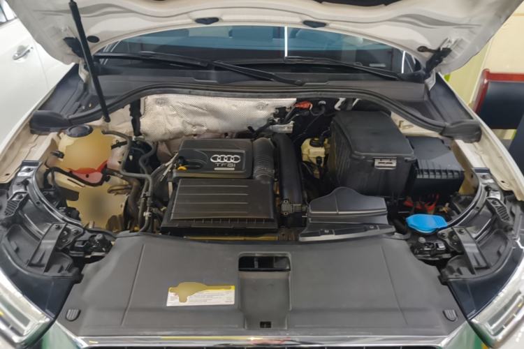 Used Audi Q3 2018 30th Anniversary Edition 30 TFSI Fashion Model Engine Bay