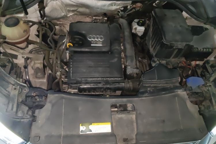 Used Audi Q3 2018 30th Anniversary Edition 30 TFSI Fashion Model Engine Bay