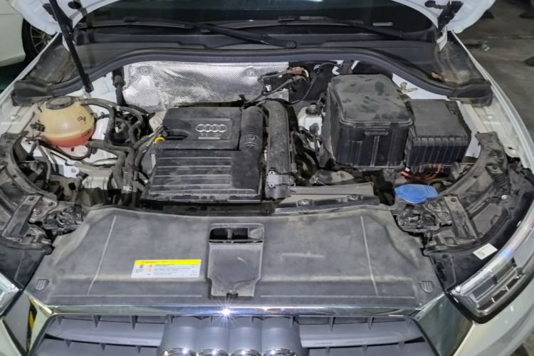 Used Audi Q3 2018 30th Anniversary Edition 30 TFSI Fashion Model Engine Bay