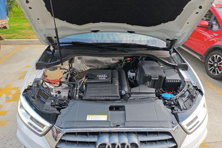 Used Audi Q3 2018 30th Anniversary Edition 30 TFSI Fashion Model Engine Bay