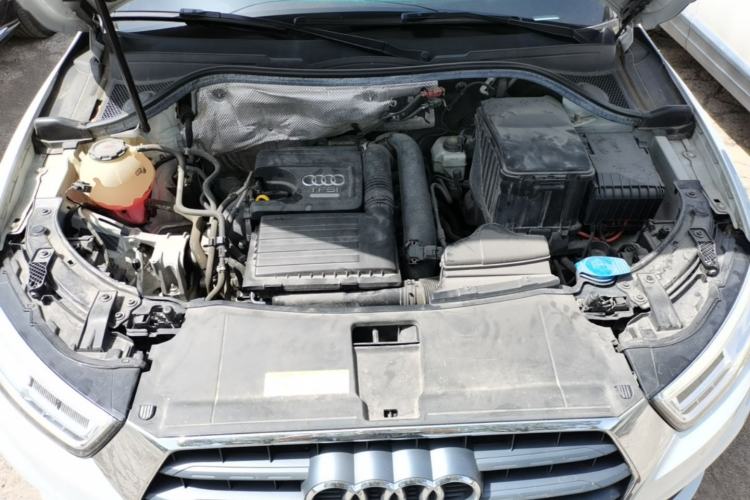 Used Audi Q3 2018 30th Anniversary Edition 30 TFSI Fashion Model Engine Bay