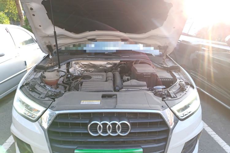 Used Audi Q3 2018 30th Anniversary Edition 30 TFSI Fashion Model Engine Bay