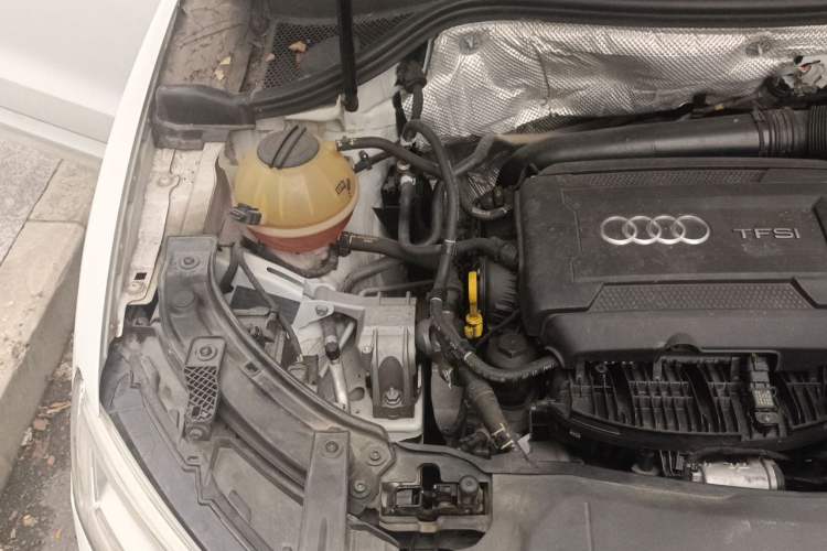 Used Audi Q3 2018 30th Anniversary Edition 35 TFSI Sport Model Engine Bay Right
