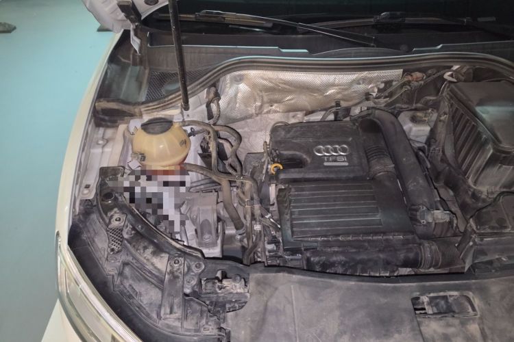 Used Audi Q3 2018 30th Anniversary Edition 30 TFSI Fashion Model Engine Bay Right