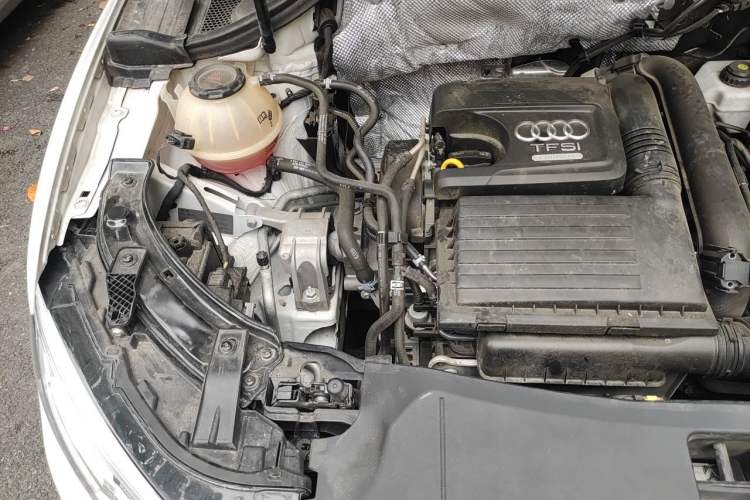 Used Audi Q3 2018 30th Anniversary Edition 30 TFSI Style Model Engine Bay Right