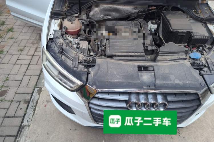 Used Audi Q3 2018 30th Anniversary Edition 30 TFSI Fashion Model Engine Bay Right