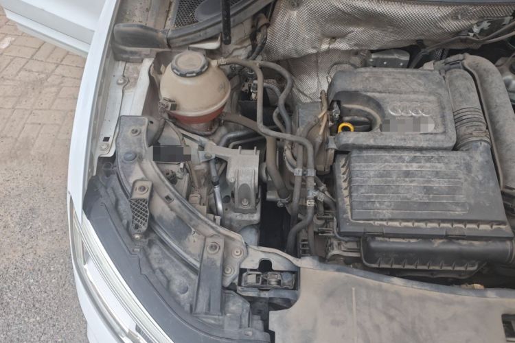 Used Audi Q3 2018 30th Anniversary Edition 30 TFSI Fashion Model Engine Bay Right