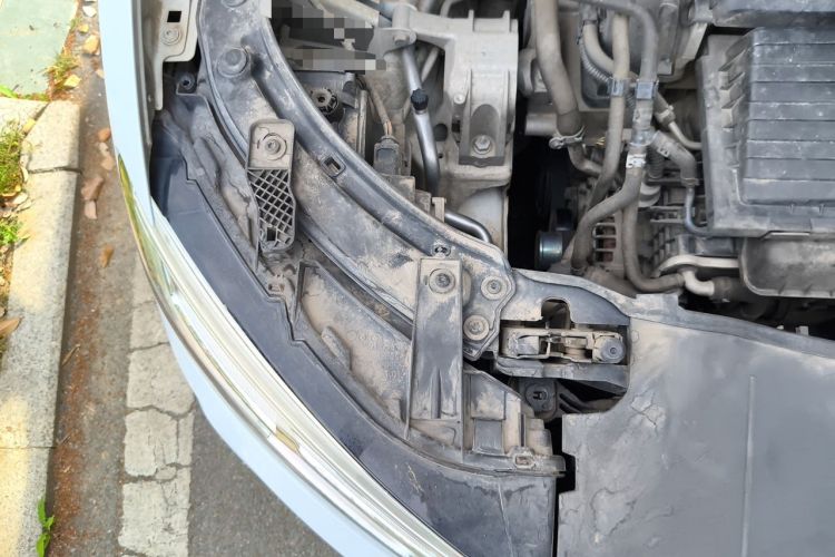 Used Audi Q3 2018 30th Anniversary Edition 30 TFSI Fashion Model Engine Bay Right
