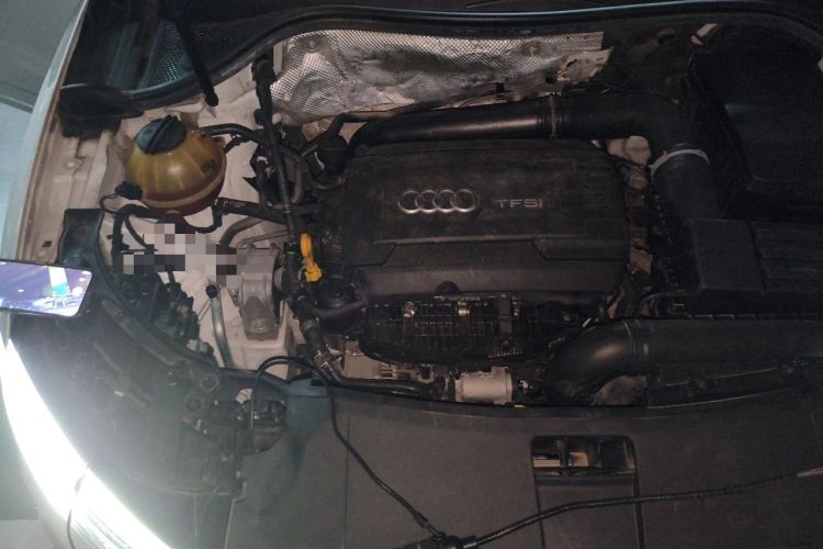 Used Audi Q3 2018 30th Anniversary Edition 35 TFSI Fashion Model Engine Bay Right