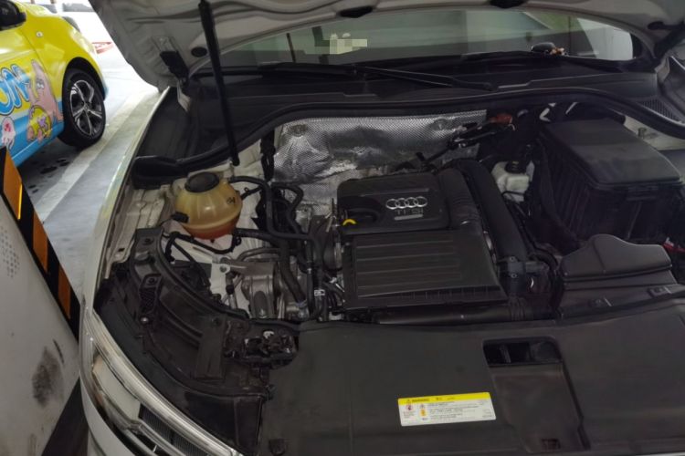 Used Audi Q3 2018 30 TFSI Fashion Edition Collector's Version Engine Bay Right
