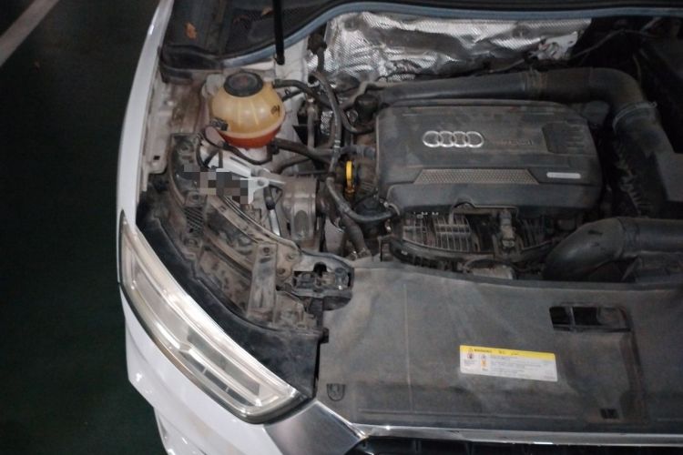 Used Audi Q3 2018 30th Anniversary Edition 35 TFSI Sport Model Engine Bay Right