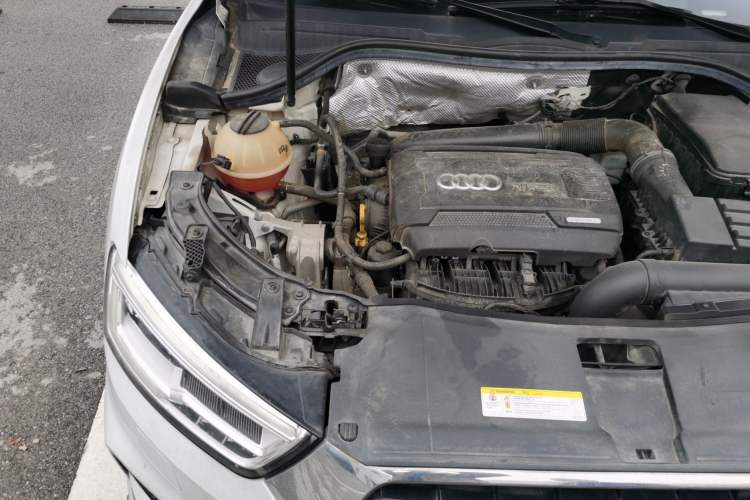 Used Audi Q3 2018 30th Anniversary Edition 35 TFSI Sport Model Engine Bay Right