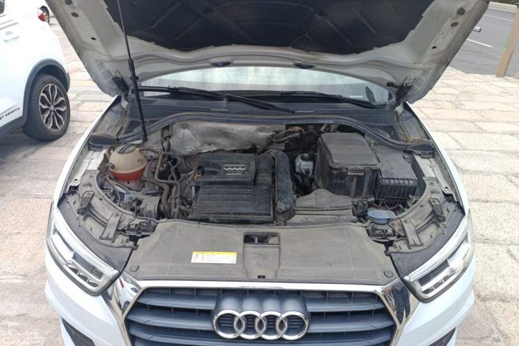 Used Audi Q3 2018 30th Anniversary Edition 30 TFSI Fashion Model Engine Bay