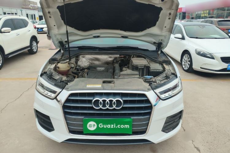 Used Audi Q3 2018 30th Anniversary Edition 30 TFSI Fashion Model Engine Bay